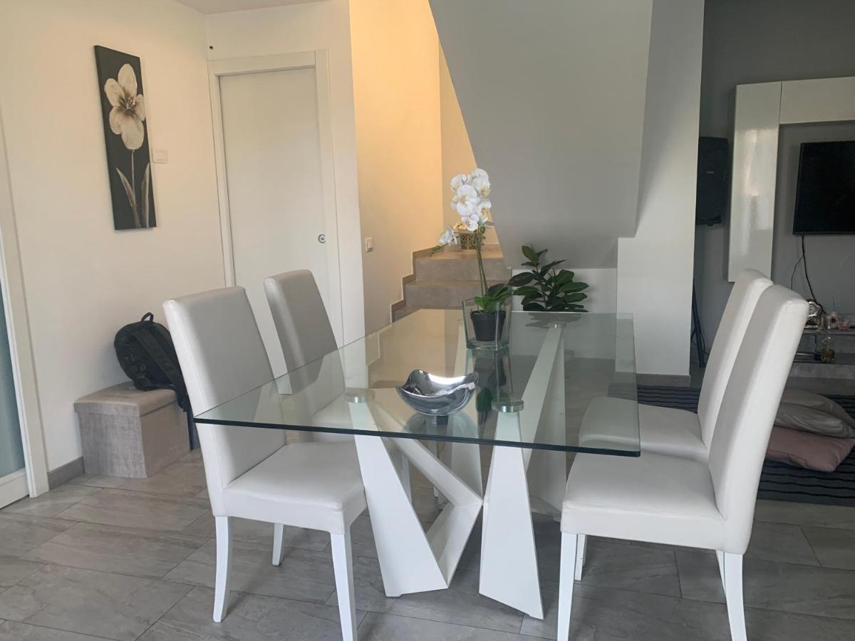 Villa In Affitto Ragalna Dış mekan fotoğraf